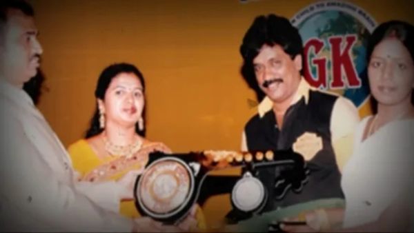 இயக்குநர் திருச்செல்வத்தின் மனைவி யார் தெரியுமா? 