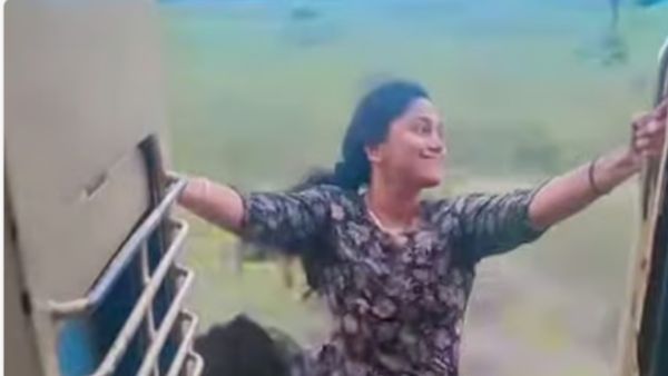 தொங்கிட்டே ரயிலில் டான்ஸ் ஆடினாரே ஷகீலா பானு.. இனி இதை செய்தாலே ரூ.1000 அபராதம்.. அசத்துதே ரயில்வே