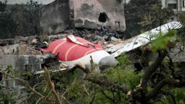 ஏர் இந்தியா விமான விபத்து குறித்த கட்டுரை.. கொதித்தெழுந்த விமானிகள் கூட்டமைப்பு.. பறந்த நோட்டீஸ்!