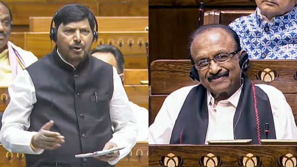 பாஜக கூட்டணிக்கு வாங்க.. மீண்டும் ராஜ்ய சபா எம்பி ஆகலாம்.. வைகோவை அழைத்த ராம்தாஸ் அத்வாலே!