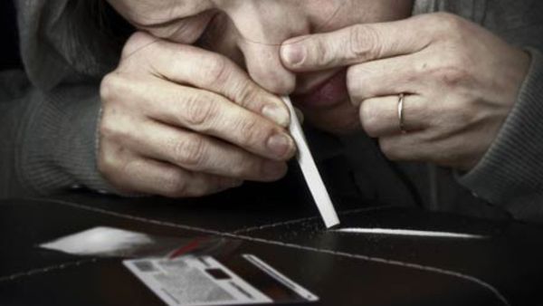 ஈசிஆர் பங்களா அலங்கோலம்.. போதையில் புரண்ட ‘நம்பர்’ நடிகை! சிக்க போகும் ’உச்ச’ நடிகர்? பரபர கோலிவுட்!