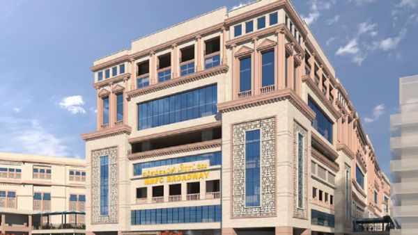 சென்னை பிராட்வேயில் பிரம்மாண்ட பேருந்து நிலையம் + ஷாப்பிங் காம்ப்ளக்ஸ்.. கிடைத்தது கிரீன் சிக்னல்!