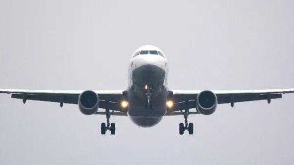 போயிங் விமானங்களை இயக்கும் நிறுவனங்களுக்கு.. விமான போக்குவரத்து அமைப்பிடம் இருந்து பறந்த உத்தரவு