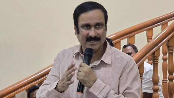 மயிலாடுதுறை சுந்தரேசனை அவமதிப்பதா? மக்களாட்சியா நடத்துறீங்க? சீறிய அன்புமணி