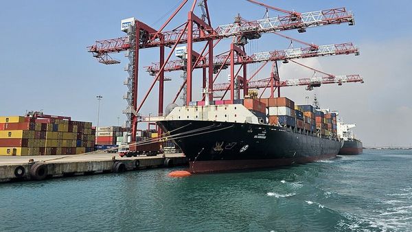 தூத்துக்குடிக்கு விமான நிலையம் மட்டுமல்ல.. 3 ஆயிரம் ஏக்கரில் புதிய பிரம்மாண்டம்.. மத்திய அரசு அதிரடி