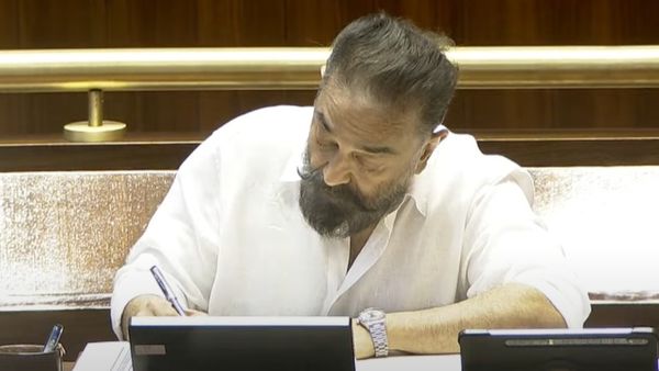 “கமல்ஹாசன் எனும் நான்”.. ராஜ்யசபா உறுப்பினராக தமிழில் உறுதிமொழி கூறி பதவியேற்ற கமல்!