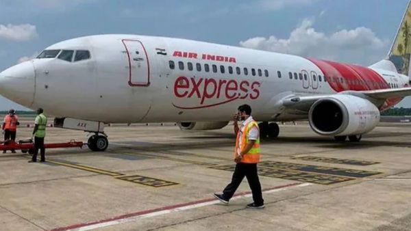 1,279 தான் கட்டணம்.. பஸ் டிக்கெட் ரேட்டில் விமானத்தில் போகலாம்.. ஏர் இந்தியா எக்ஸ்பிரஸ் மெகா சலுகை!