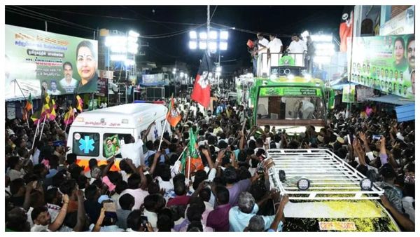 பகிரங்க மன்னிப்பு கேளுங்கள் பழனிசாமி.. எடப்பாடிக்கு எதிராக திரண்ட தனியார் ஆம்புலன்ஸ் சங்கம்