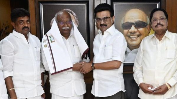 திமுகவில் இணைந்த 2 வாரங்கள்.. அன்வர் ராஜாவுக்கு முக்கிய பொறுப்பைக் கொடுத்த ஸ்டாலின்!