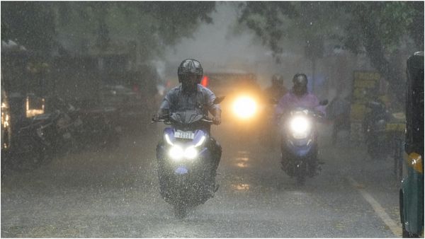heavy rain: நீலகிரி, கோவைக்கு சம்பவம் இருக்கு.. அதி கனமழை பெய்யும் என வானிலை மையம் வார்னிங்!