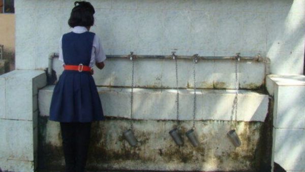 முஸ்லிம் தலைமை ஆசிரியரை மாற்ற பள்ளி தண்ணீர் தொட்டியில் விஷம்.. கர்நாடகாவில் சிக்கிய இந்து அமைப்பினர்