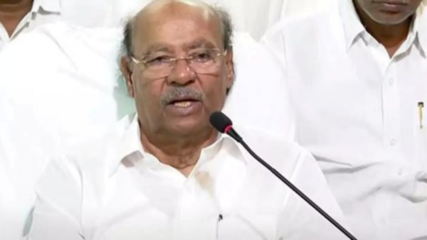 ராமதாஸ் செல்போன் ஹேக்.. தைலாபுரம் வீட்டுக்கும் குறி.. வைபை மூலம் பக்கா ஸ்கெட்ச்