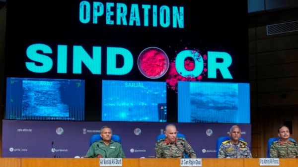 Independence Day 2025: 36 ஆபரேஷன் சிந்தூர் வீரர்களுக்கு வீரதீரச் செயல்களுக்கான விருதுகள் அறிவிப்பு