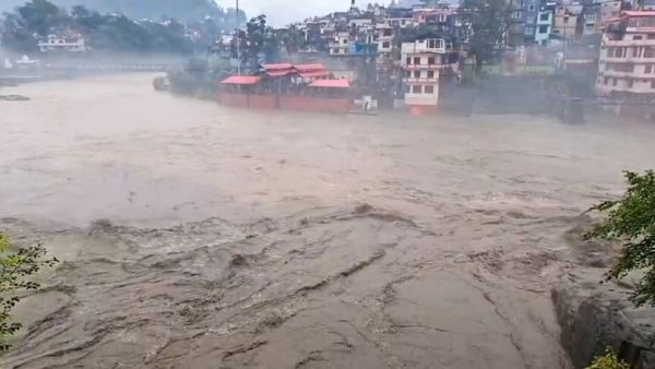 இமாச்சலப் பிரதேசத்தை தாக்கிய கனமழை.. உயிரிழப்பு எண்ணிக்கை 276ஐ கடந்தது!