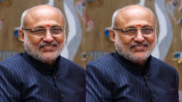 சொந்தமாக கார் கிடையாது.. துணை ஜனாதிபதி வேட்பாளர் சிபி ராதாகிருஷ்ணனின் சொத்து எவ்வளவு தெரியுமா?