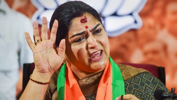 சட்டசபைத் தேர்தலில் ஆயிரம் விளக்கு தொகுதியில் போட்டி? நடிகை குஷ்பு அளித்த சுவாரஸ்ய பதில்!