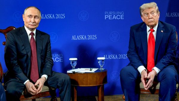 இந்தியாவுக்கு கூடுதல் வரி விதிக்கப்படுமா? புடின் உடனான சந்திப்புக்கு பின்.. இறங்கி வந்த டிரம்ப்!