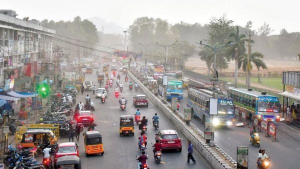 திருப்பத்தூரில் தெருவெல்லாம் தண்ணீராய் ஓடுதே.. கனமழைக்கு பள்ளி கல்லூரிகளும் விடுமுறை.. நியூஸை பாருங்க