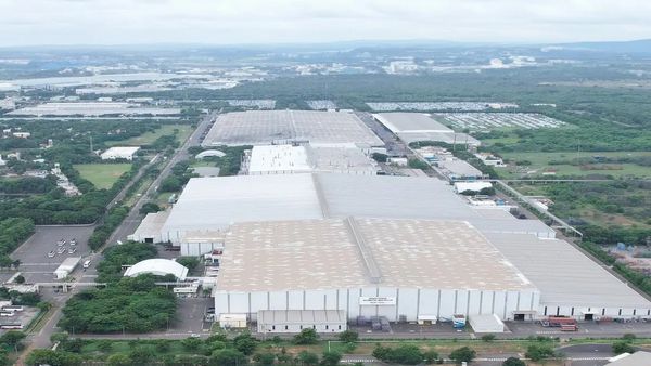 சென்னையில் உள்ள பிரபல கார் தொழிற்சாலையில் நடந்த மேஜர் மாற்றம்.. பவரை காட்ட போகும் ரெனால்ட்! ஆஹா