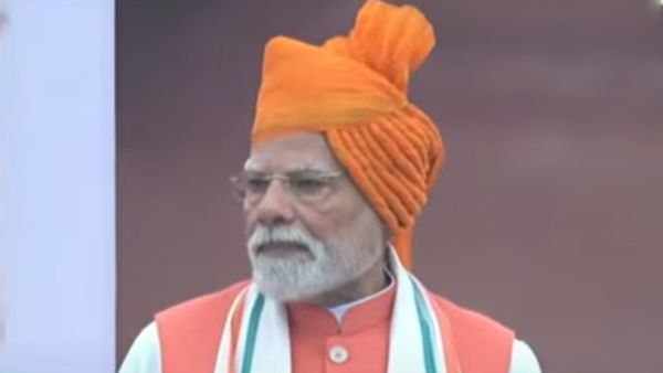 Independence Day 2025: ஆபரேஷன் சிந்தூர் வீரர்களுக்கு வீர வணக்கம்.. செங்கோட்டையில் முழங்கிய மோடி