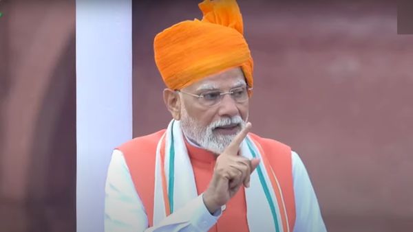 புதிதாக வேலைக்கு சேரும்.. எல்லா இளைஞர்களுக்கும் ரூ.15,000 ஊக்க தொகை! பிரதமர் மோடி அறிவிப்பு