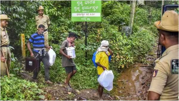 Dharmasthala: தர்மஸ்தலாவில் ஒரே இடத்தில் புதைக்கப்பட்ட 80 உடல்கள்! 'ஸ்பாட் 13ஐ' டார்கெட் செய்த அதிகாரிகள்!