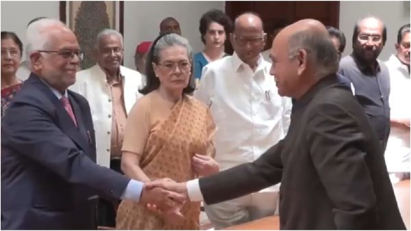 குடியரசுத் துணை தலைவர் தேர்தல்! வேட்புமனு தாக்கல் செய்தார் இந்தியா கூட்டணி வேட்பாளர் சுதர்சன் ரெட்டி