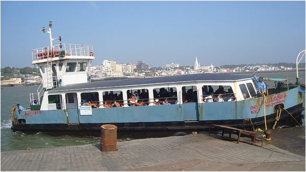 Kanyakumari: கன்னியாகுமரி விவேகானந்தர் பாறைக்கு படகுகளில் சவாரி போறீங்களா? இனி ஆன்லைனில் டிக்கெட் புக் பண்ணலாம்
