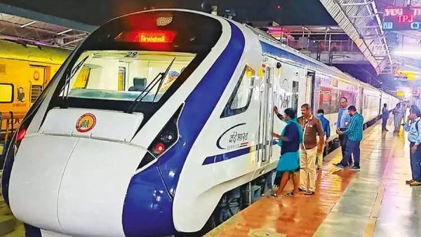 தென் மாவட்ட பயணிகளின் கனவுங்க.. வந்தே பாரத் ரயிலில்.. தீபாவளி பரிசு கொடுக்கும் தெற்கு ரயில்வே