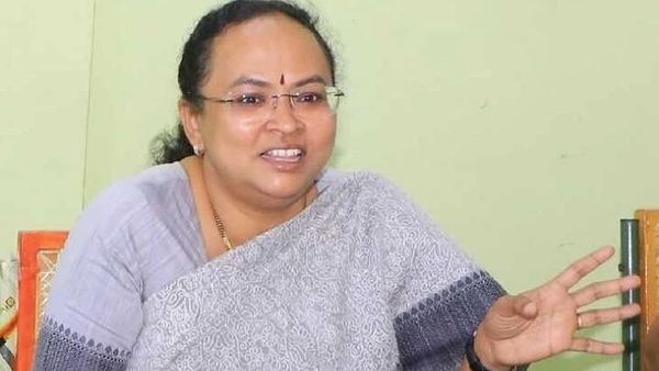 வேலூர் மாவட்டத்தில் 15 துணை தாசில்தார்கள்.. ஒரே நாளில் பறந்து வந்த ஆர்டர்... அதிரடியாக இடமாற்றம்