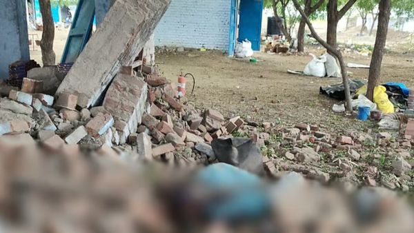 விருதுநகர் அருகே பட்டாசு ஆலை வெடி விபத்தில் பெண் உயிரிழப்பு.. 8 பேர் படுகாயம்! தொடரும் சோகம்