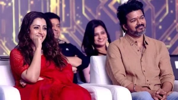 விஜய் அரசியல்.. நடிகை த்ரிஷா சொன்ன மெசேஜ்! உடனே ஆரவாரம் செய்த ரசிகர்கள்.. வைரல் வீடியோ!