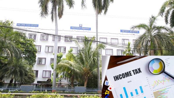 காலையில் சென்னையில் 20 இடங்களில் வருமான வரித்துறை அதிகாரிகள் ரெய்டு..எந்தவித பாதுகாப்பும் இல்லாமல்?