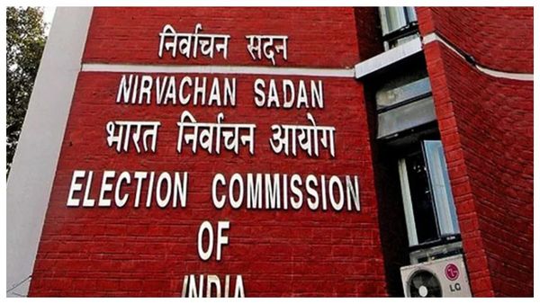 தமிழகத்தில் 42 அரசியல் கட்சிகளின் அங்கீகாரம் ரத்து - தேர்தல் ஆணையம் நடவடிக்கை
