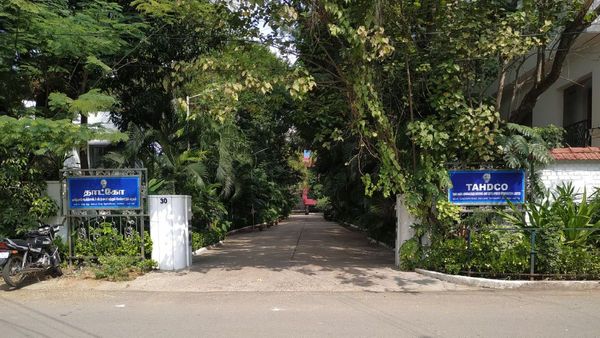 தட்டித் தூக்குது தமிழக அரசு.. கையில் கொஞ்சம் காசு இருந்தால் போதும்! வேலைக்காரர்கள் இனி முதலாளிகள்!