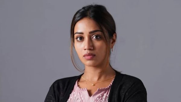 ‘நமது மனிதத்தன்மை அழிந்துவிடும்!’ - சமூக ஊடக வன்முறையை கண்டு உருகிய நிவேதா பெத்துராஜ்!