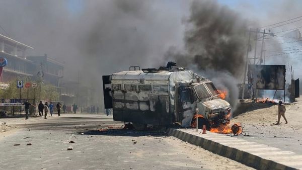 லடாக் வன்முறை: மத்திய உள்துறை அமைச்சகம் டெல்லியில் முக்கிய ஆலோசனை