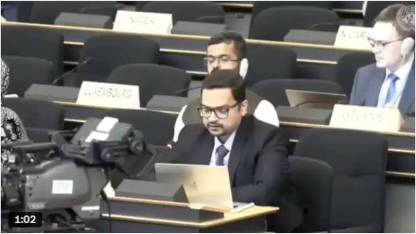 “சொந்த மக்கள் மீதே குண்டு வீச்சு!” ஐநா கூட்டத்தில்.. பாகிஸ்தானை ரவுண்டு கட்டிய இந்தியா