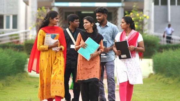 பிஏ, பிஎஸ்சி, பிகாம், பிபிஏ.. கலை அறிவியல் கல்லூரிகளில் 40 வயது வரை சேரலாம்.. விதிகள் மாறியது