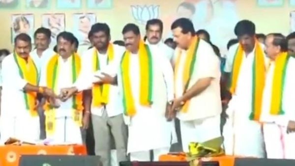 களமிறங்கிய நயினார் நாகேந்திரன்.. மதுரையில் தேர்தல் சுற்றுப்பயணத்தை தொடங்கிய பாஜக தலைவர்கள்!