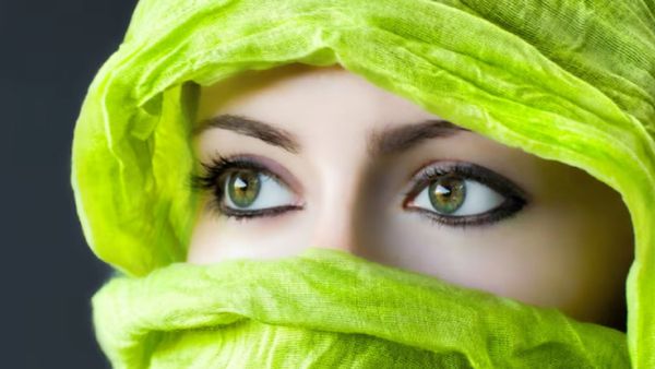 கடலூரில் டபுள் மீனிங்கில் பேசிய பெண்.. சபலத்தில் விழுந்த 61 வயது நபர் உல்லாசம்.. 7 பவுன் தங்க நகை?