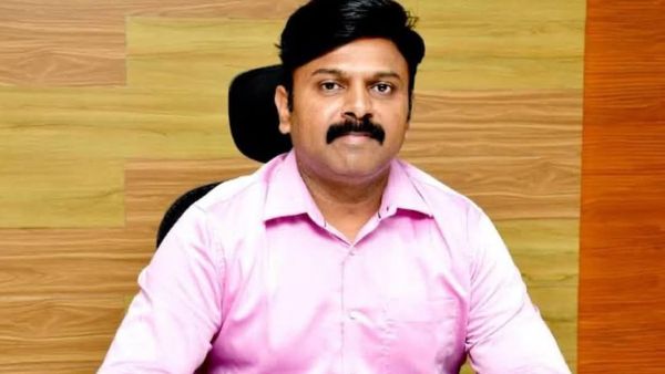 வெளிநாடு சென்று படிக்கும் முஸ்லிம் மாணவர்கள் கல்வி உதவித்தொகை பெற விண்ணப்பிக்கலாம்.. கலெக்டர்