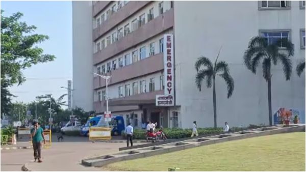 மருத்துவக் கல்லூரி மாணவியை சீரழித்த கயவர்கள்.. மேற்கு வங்கத்தில் தொடரும் அட்டூழியம்!