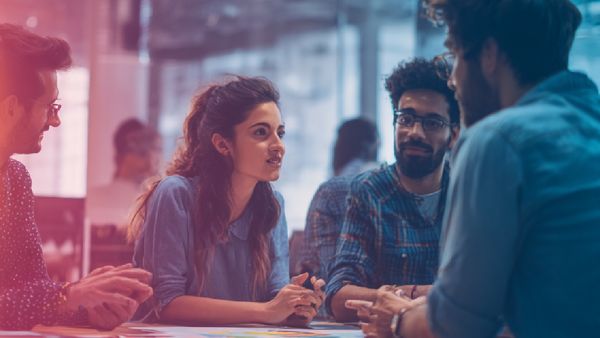 படுமோசமான நிலையில் இந்திய ஐடி ஊழியர்கள்! எந்த துறைக்கு எவ்வளவு ஊதிய உயர்வு கிடைக்கும்! வெளியான லிஸ்ட்