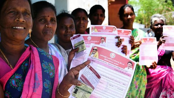 மாதம் ரூ.1000.. கலைஞர் மகளிர் உரிமைத் தொகை! வீட்டுக்கே தேடி வரும் தமிழக அரசு.. வெளியான அப்டேட்!