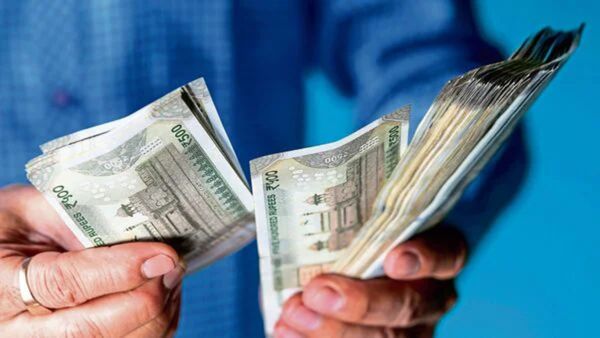 வீட்டில் பழைய வங்கி பாஸ்புக் இருக்கா? ரிசர்வ் வங்கியில் தூங்கும் 67000 கோடி! எப்படி திரும்ப பெறுவது?