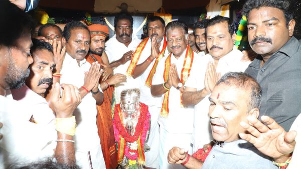 ஆறுதல் எங்கு சொன்னால் என்ன? விஜய்யை பாராட்ட வேண்டும்! ஓபிஎஸ் தடாலடி