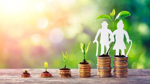 நீங்க ஓய்வு பெற்ற பிறகும்.. மாதாமாதம் வங்கி கணக்கில் வந்து விழும் ஒரு லட்ச ரூபாய்! சீக்ரெட் இதுதான்