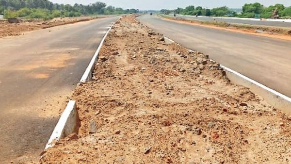 சாலை அமைத்ததில் பல கோடி முறைகேடு.. முன்னாள் அமைச்சர்களுக்கு நெருக்கமான நிறுவனங்கள் மீது வழக்கு