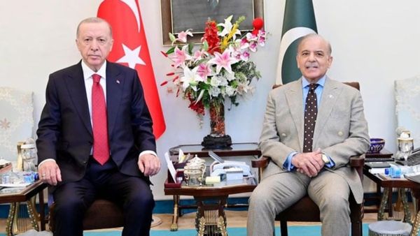 பாகிஸ்தானை பட்டா போடும் துருக்கி.. கராச்சியில் 1000 ஏக்கர் நிலம் ‛கிப்ட்’.. பின்னணி இதுதான்?